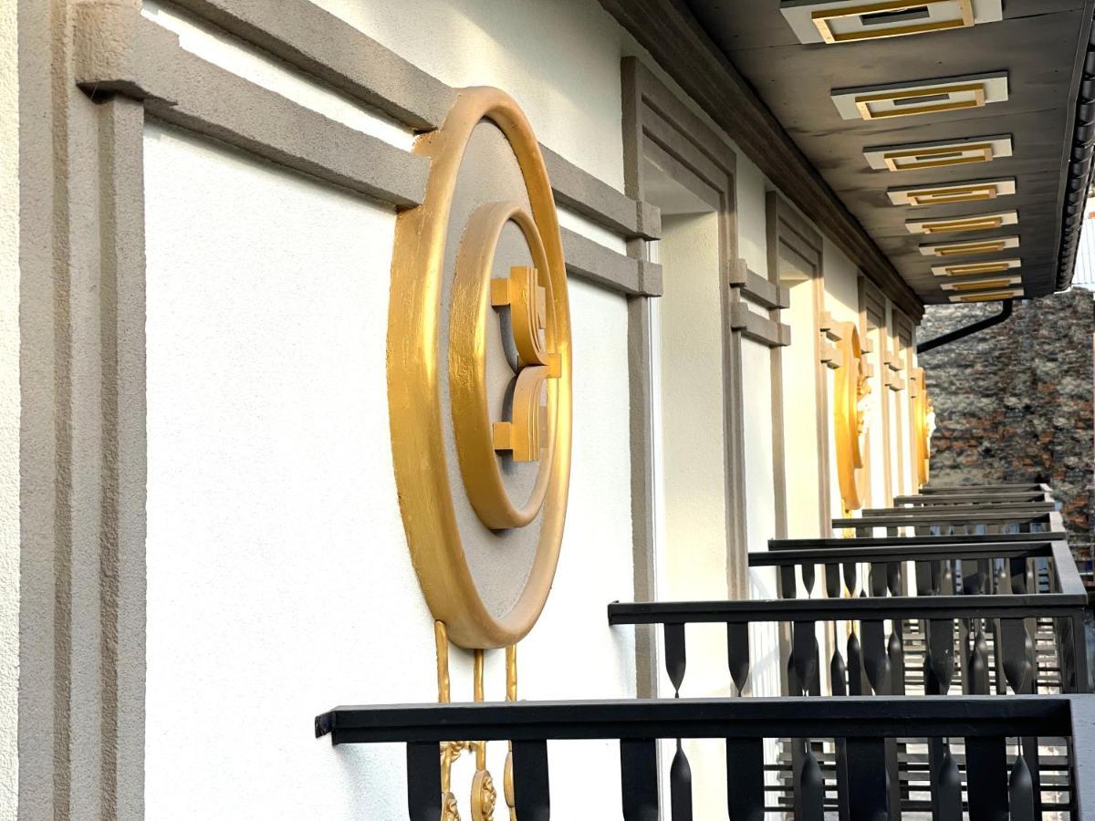 Economy Room In Hotel Eney リヴィウ エクステリア 写真