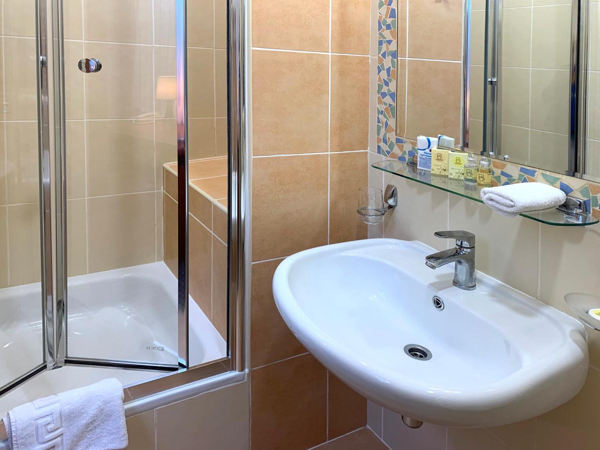 Economy Room In Hotel Eney リヴィウ 部屋 写真
